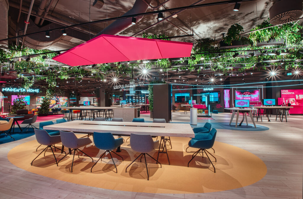 Magenta Experience Center